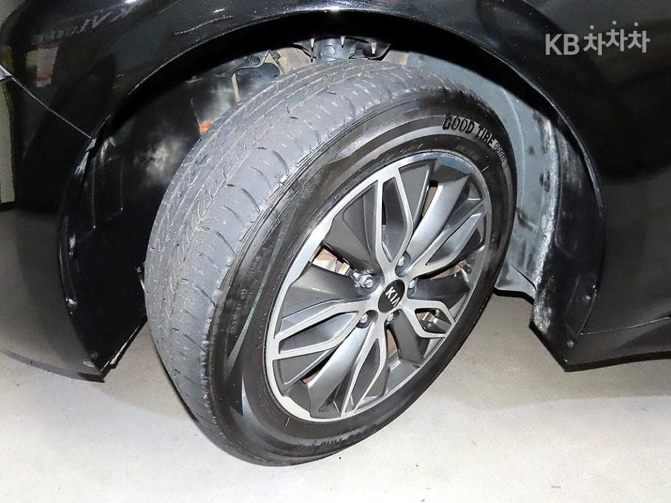 Киа K5 Хибрид 3-토 поколение2.0 HEV Signature - 20