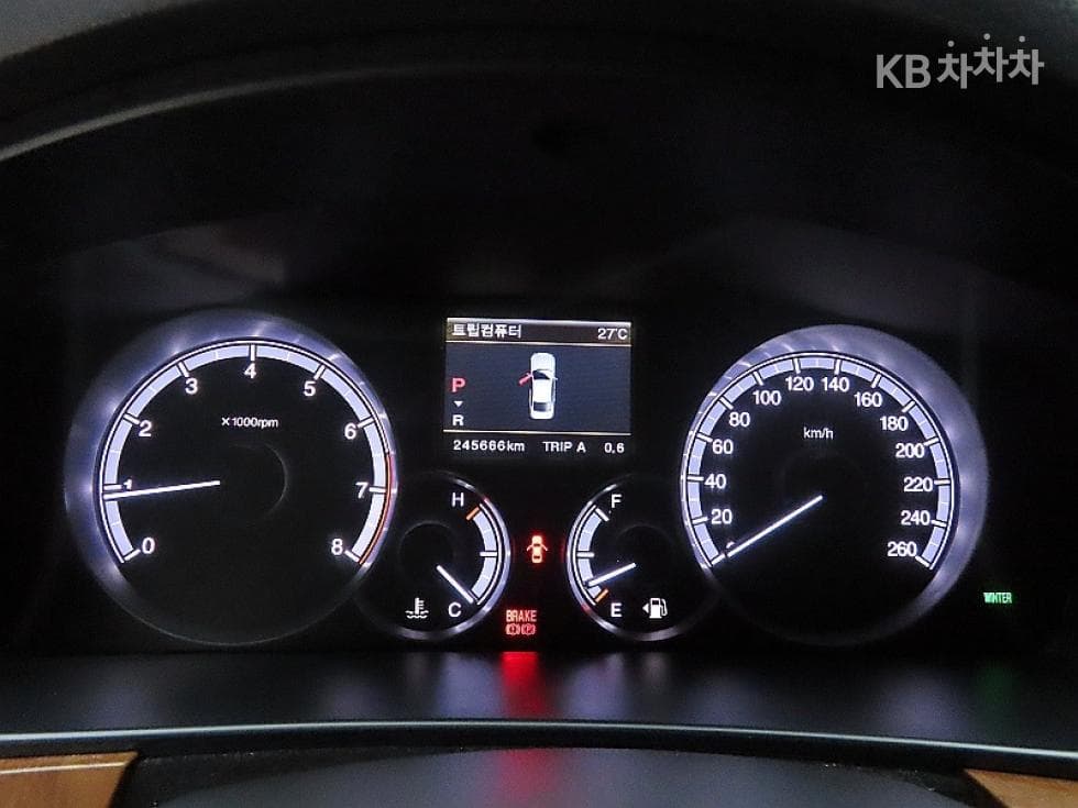 KG Mobility New체어맨WCW700 4TRONIC 5-seater Prestige - 8