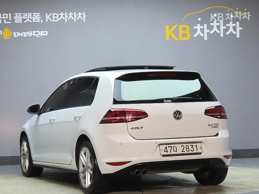 Volkswagen Golf2.0 Turbo Diesel Injection MK7 - 4