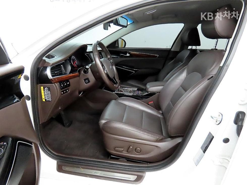 Kia All New K72.2 Diesel Prestige - 5