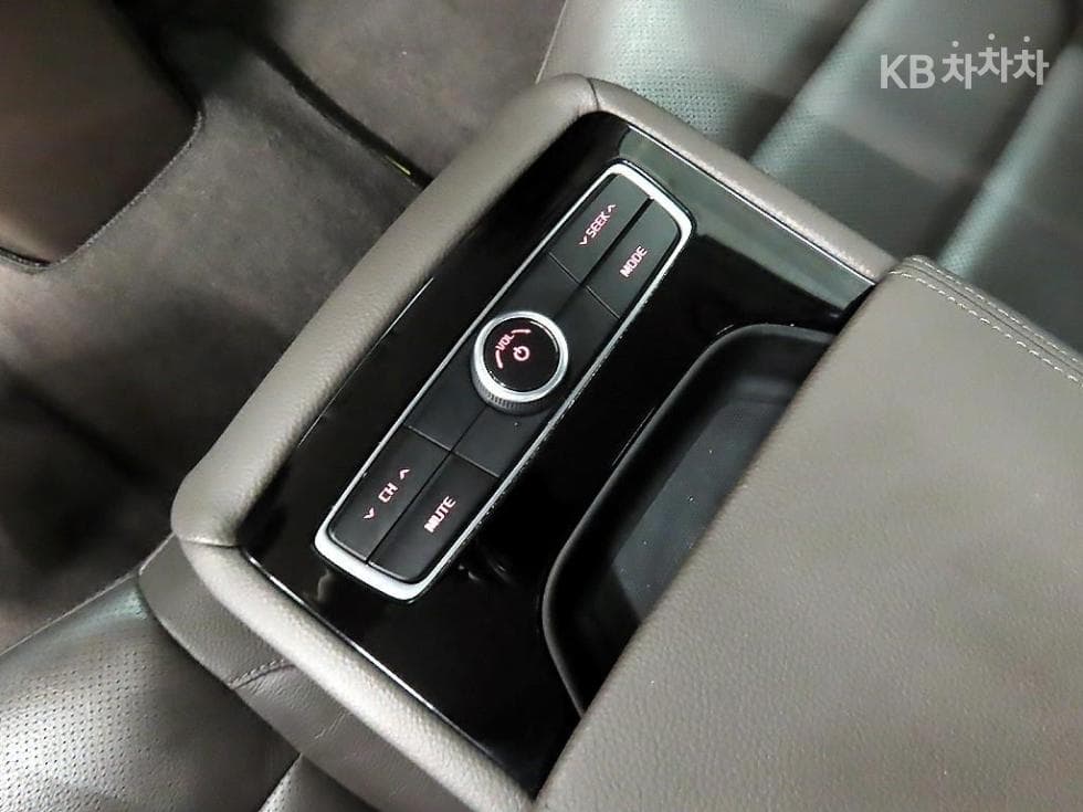 Kia All New K72.2 Diesel Prestige - 18