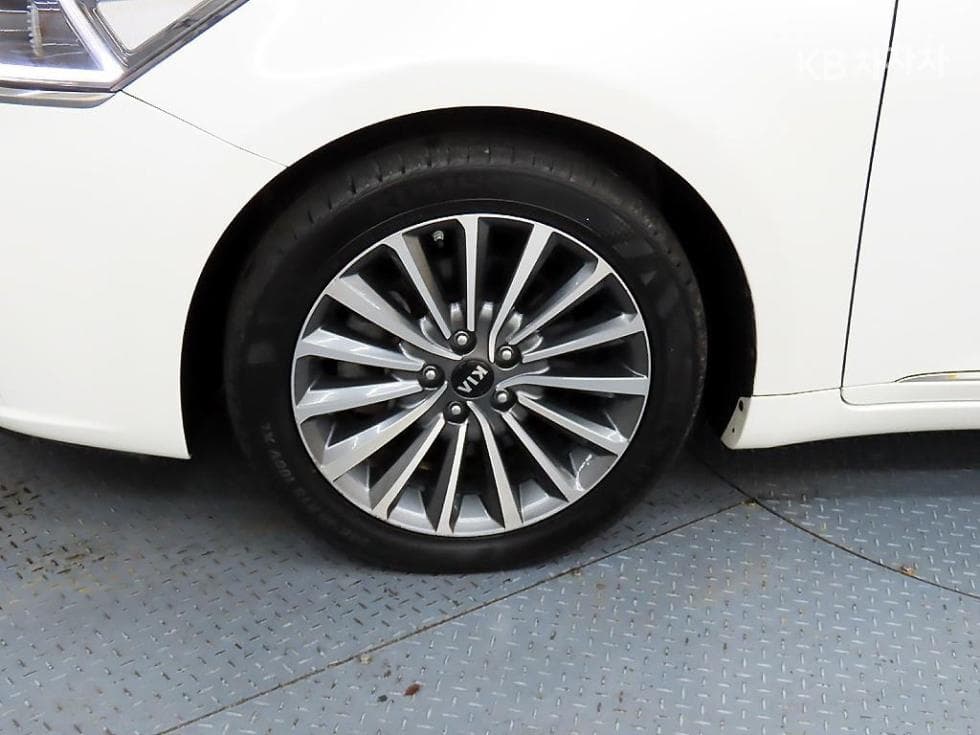 Kia All New K72.2 Diesel Prestige - 20