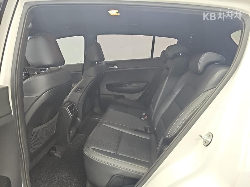 Киа Sportage 더 볼드2.0 Дизел 2WD Noblesse - 12
