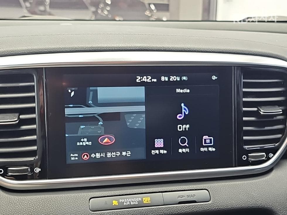 Киа Sportage 더 볼드2.0 Дизел 2WD Noblesse - 15