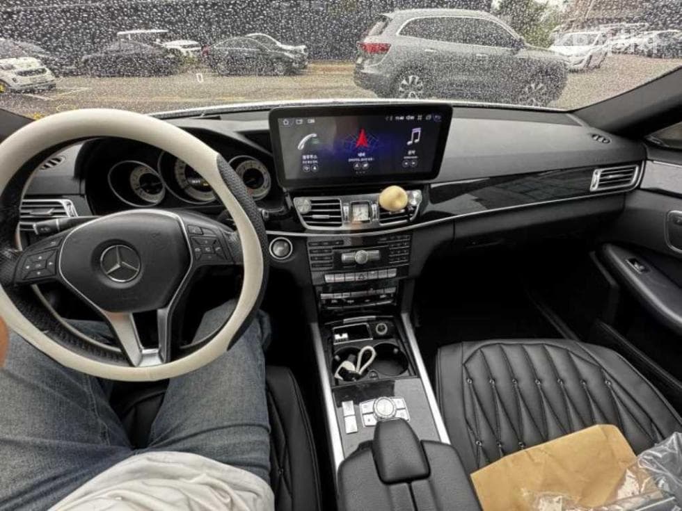 Mercedes-Benz Нов E-КласE300 4매틱 Авангард W212 - 12