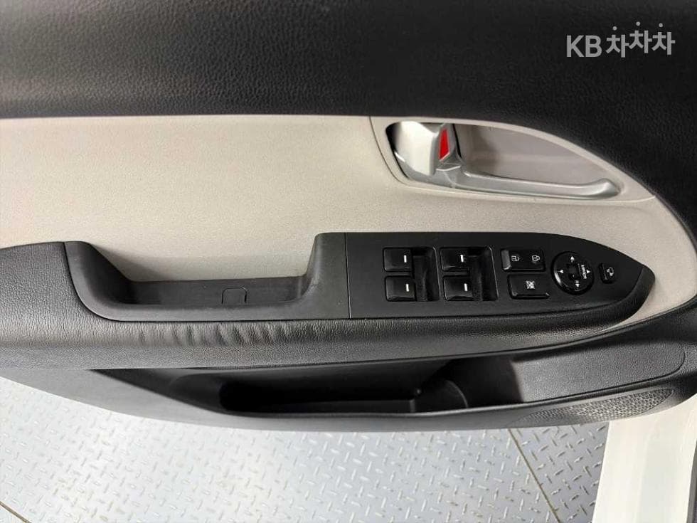 Kia The New (facelift) Ray (van) Van1.0 Gasoline Van 2-seater Standard - 16