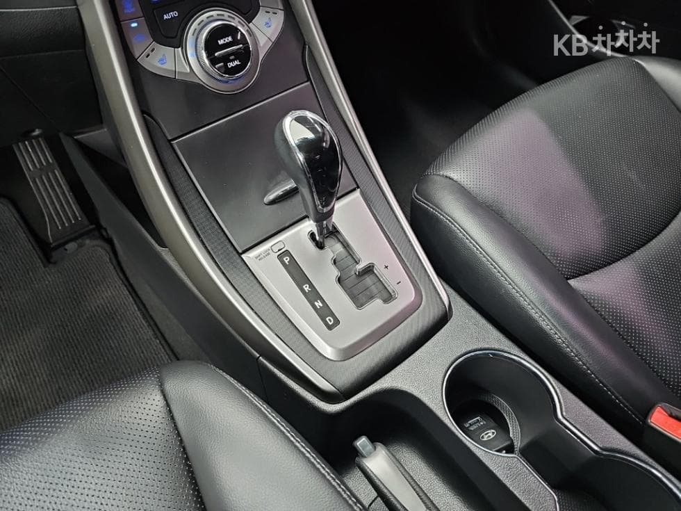 Хюндай Avante (Elantra)MDM16 GDI Смарт - 8