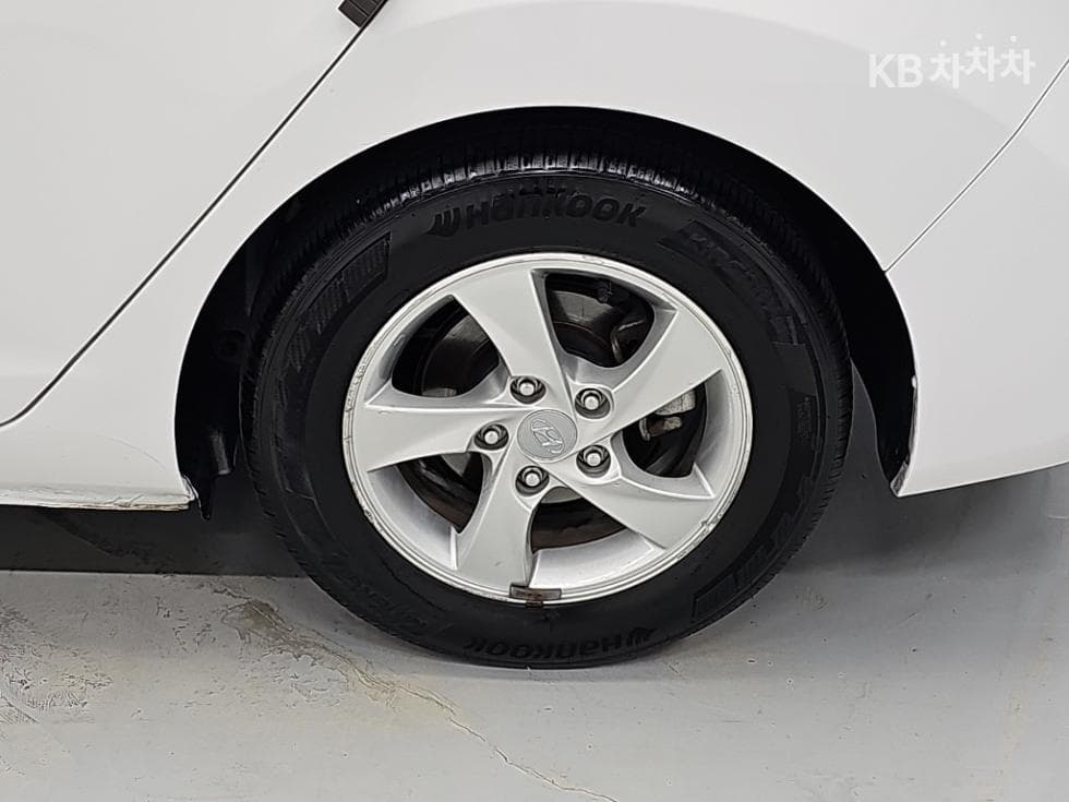 Хюндай Avante (Elantra)MDM16 GDI Смарт - 19