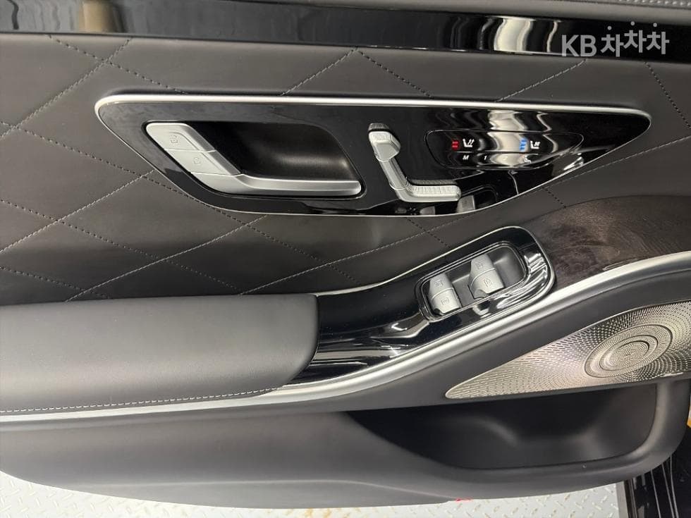 Mercedes-Benz S-Class W223S580L 4Matic Standard - 13