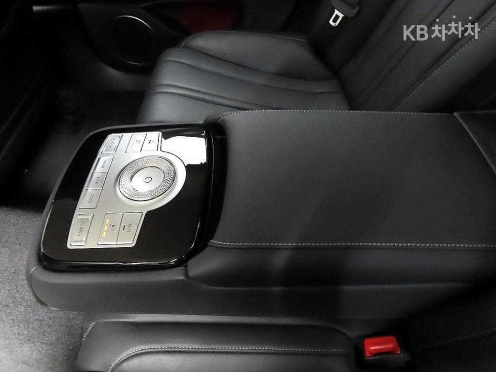 Дженезис G80(RG3)2.5 Турбо Бензин Директ Инжекция 2WD - 17