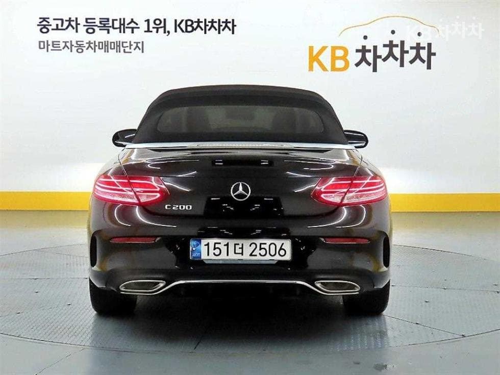 Mercedes-Benz The New (facelift) C-ClassC200 Cabriolet - 3