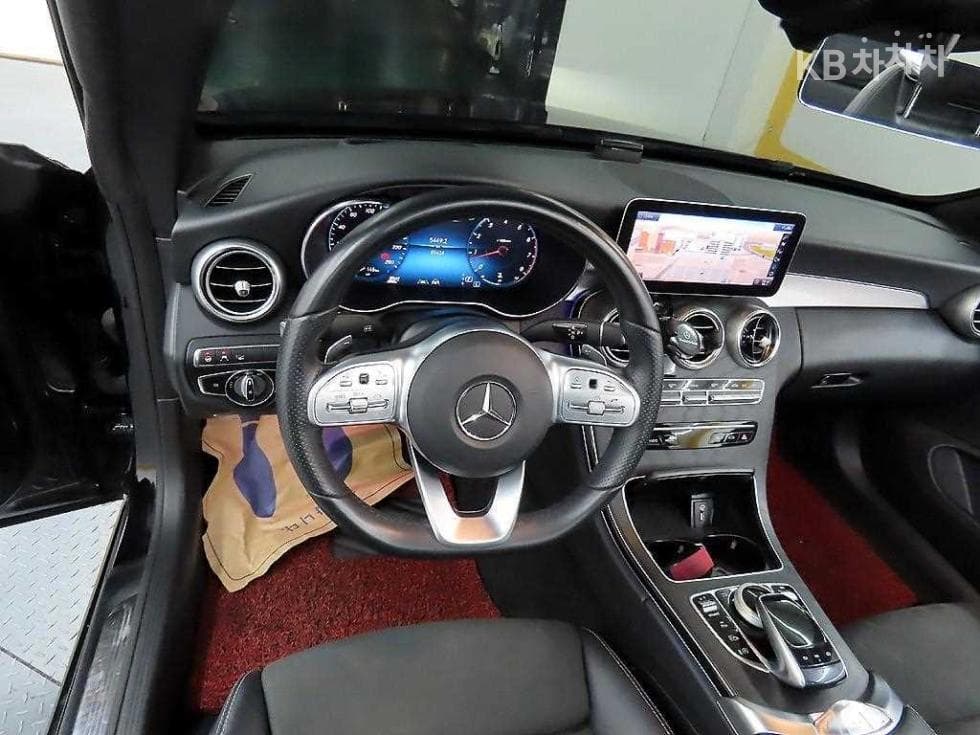 Mercedes-Benz The New (facelift) C-ClassC200 Cabriolet - 9