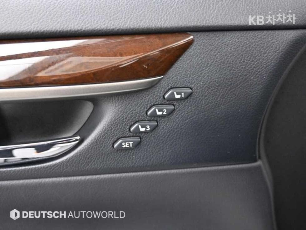 Lexus New ES300h 이그제큐티브 - 16