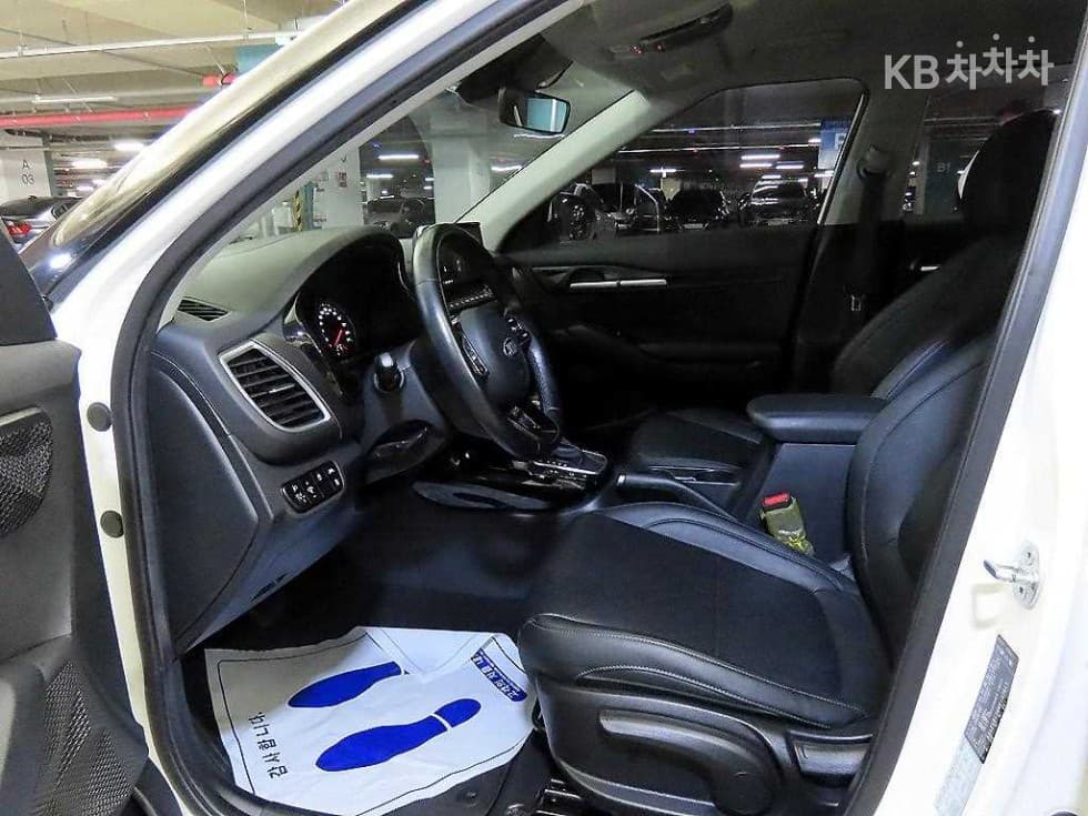 Киа Seltos1.6 Дизел 2WD Престиж - 6