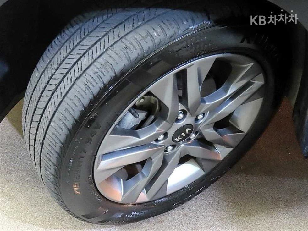 Киа Seltos1.6 Дизел 2WD Престиж - 19