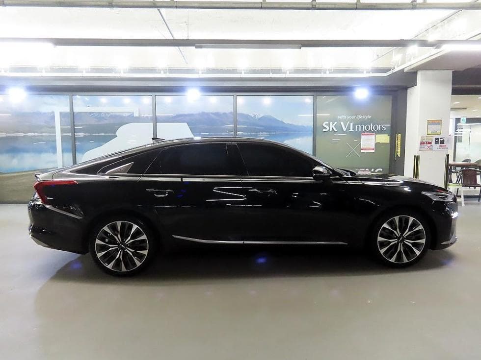 Kia K82.5L gasoline Signature - 4