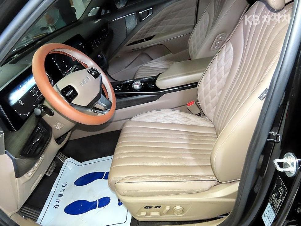 Kia K82.5L gasoline Signature - 6