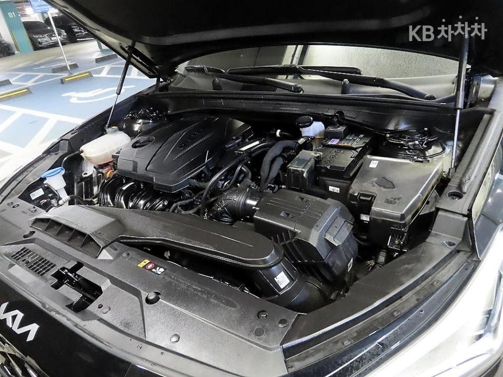 Kia K82.5L gasoline Signature - 19