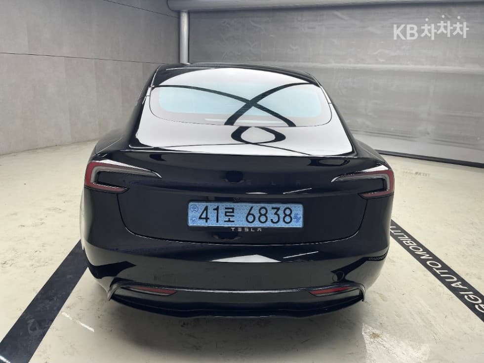 테슬라 Model 3 HighlandRWD - 3