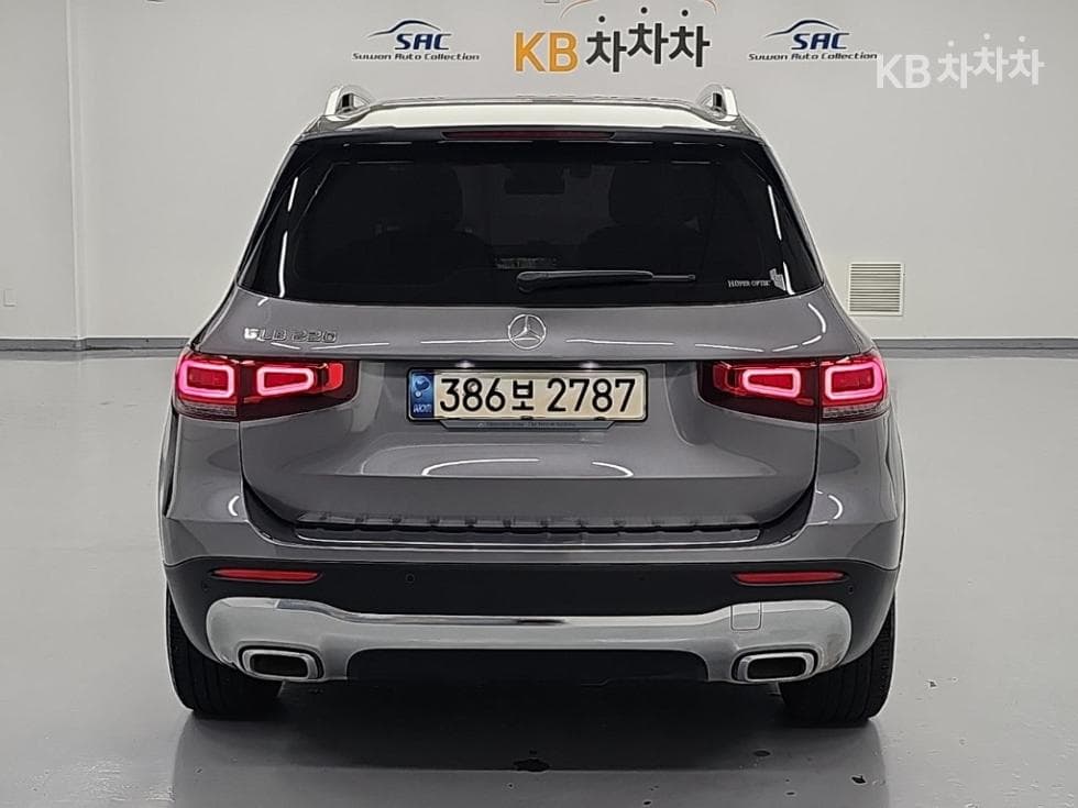 Mercedes-Benz GLB(X247)GLB 220 - 3