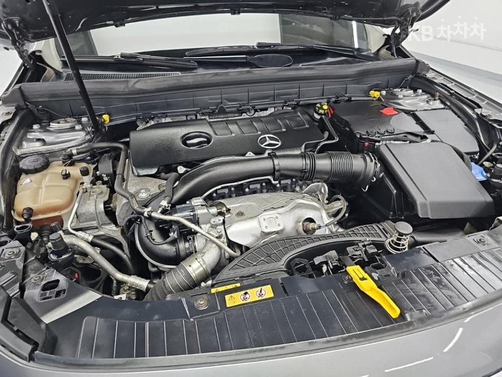 Mercedes-Benz GLB(X247)GLB 220 - 5