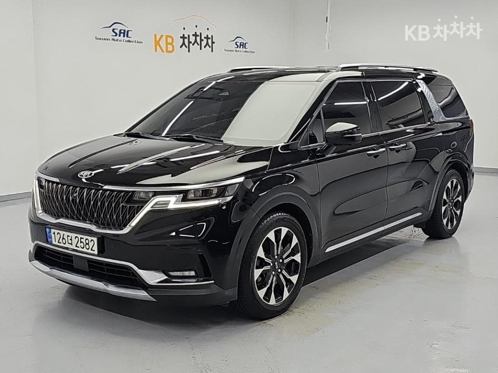 Киа Канивал 4-то поколение D2.2 9-местен Signature - Image 1