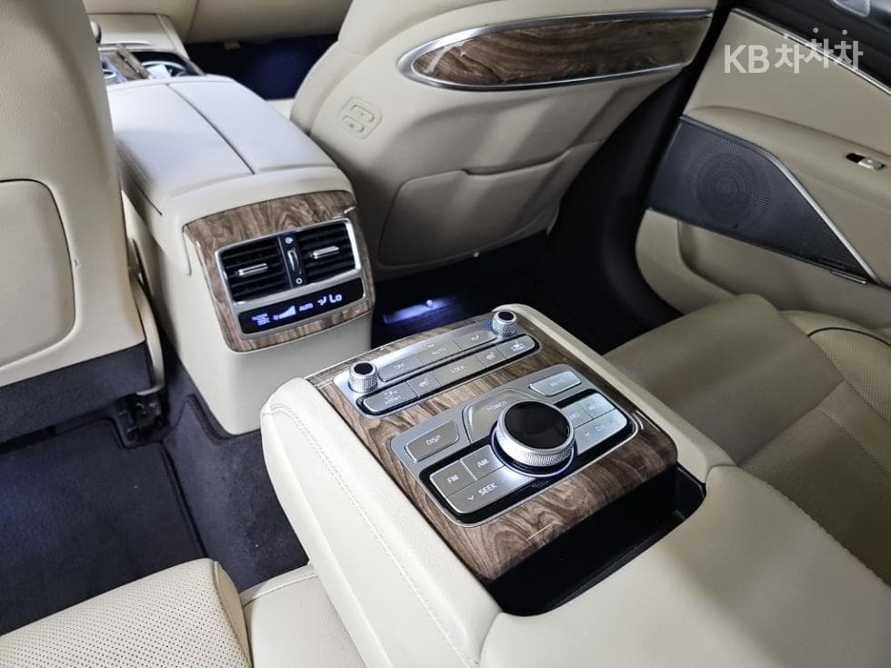 Киа 더 K93.8 GDI AWD 플래티넘Ⅰ - 13