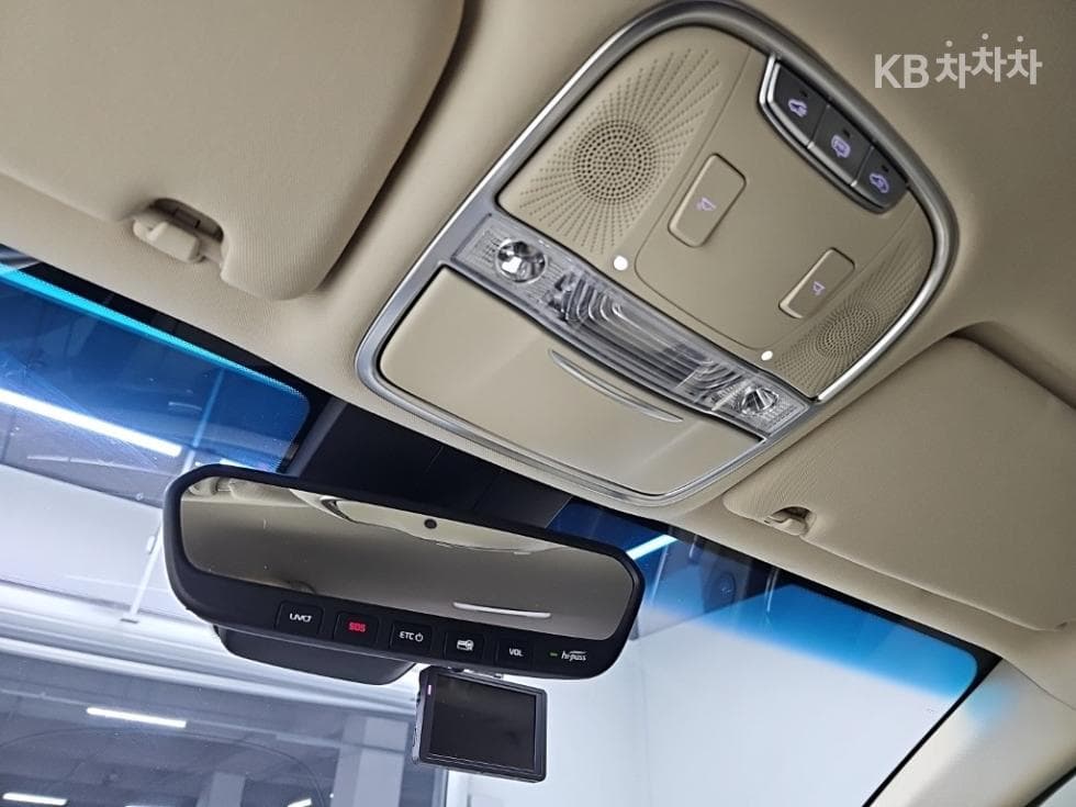Киа 더 K93.8 GDI AWD 플래티넘Ⅰ - 16