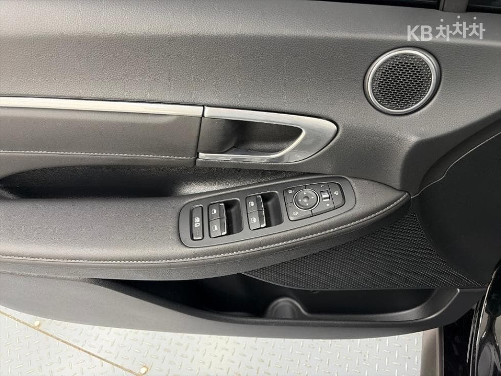 Hyundai Sonata Hybrid (DN8)2.0 Hybrid Premium Plus - 17