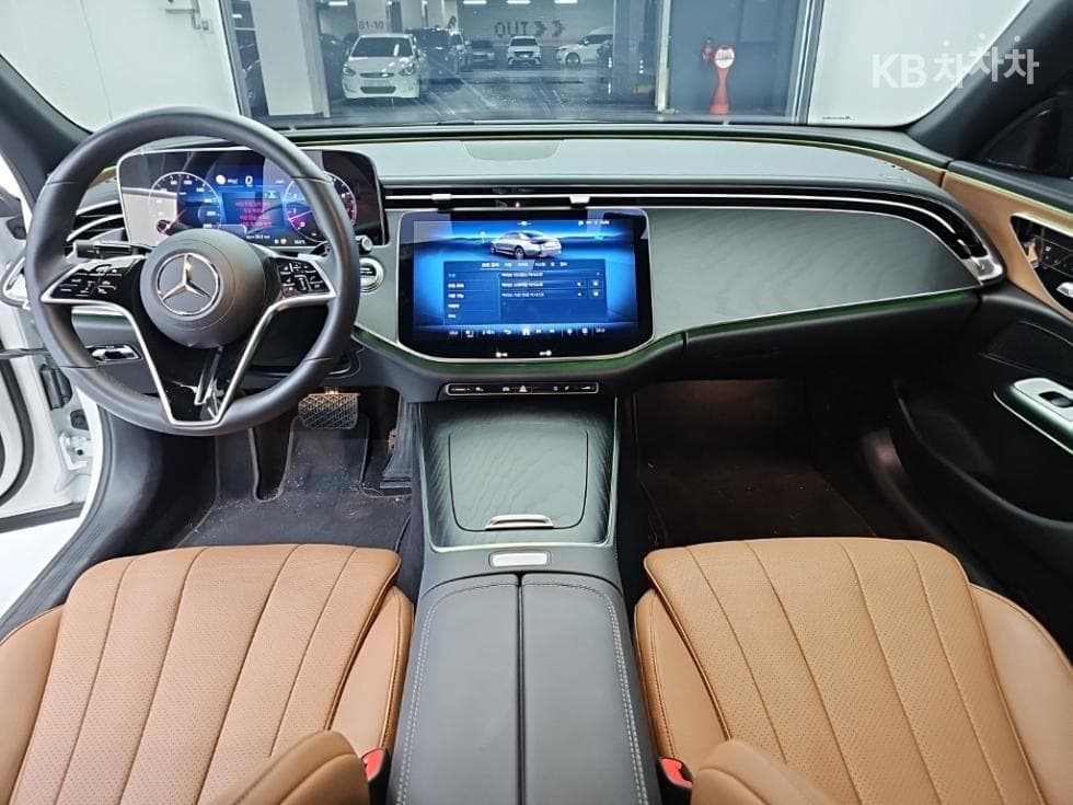 Mercedes-Benz E-클래스 (W214)E200 Avantgrade - 7