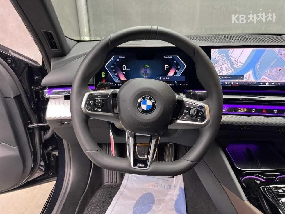 BMW New5 Series(G60)520i M Sport - 9