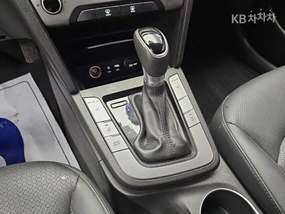 Хюндай Avante (Elantra)AD1.6 e-VGT Смарт - 8