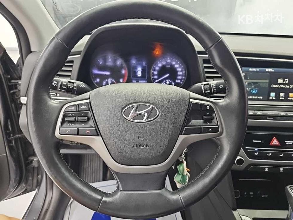 Хюндай Avante (Elantra)AD1.6 e-VGT Смарт - 9