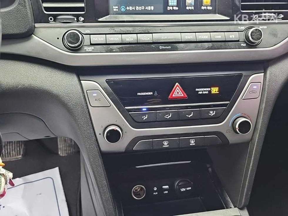 Хюндай Avante (Elantra)AD1.6 e-VGT Смарт - 10