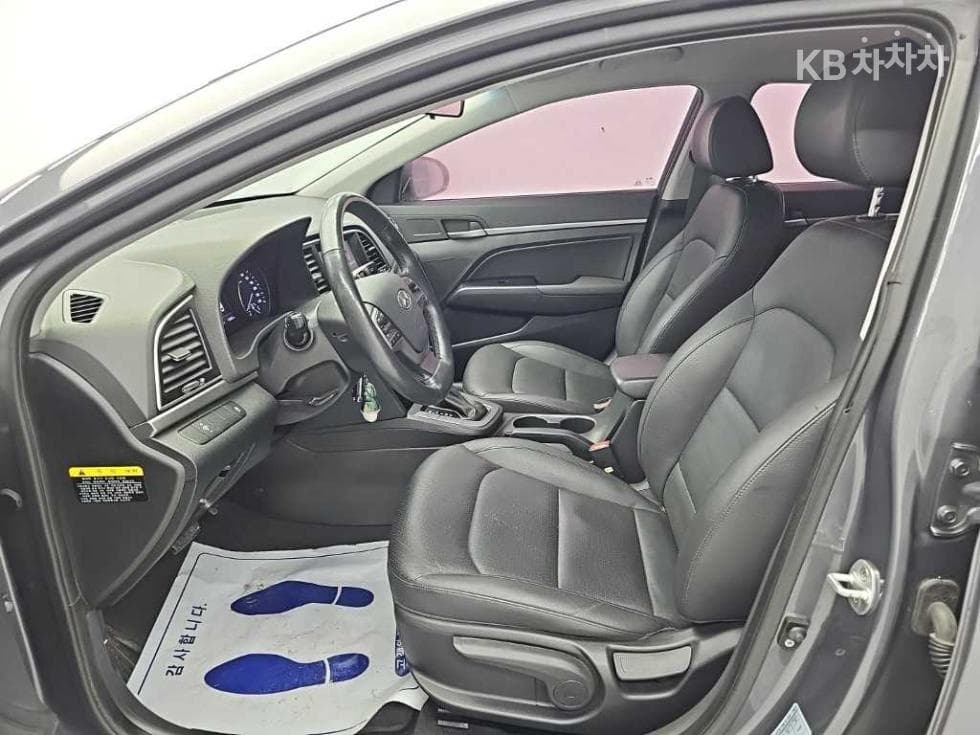 Хюндай Avante (Elantra)AD1.6 e-VGT Смарт - 11