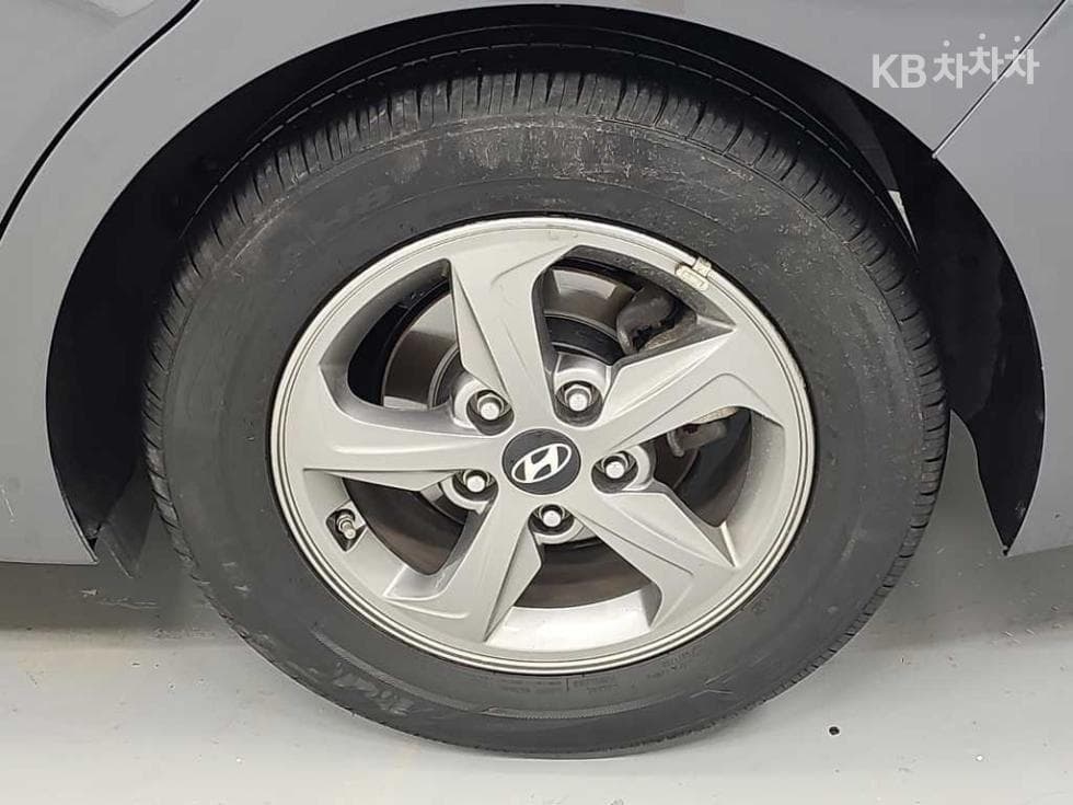 Хюндай Avante (Elantra)AD1.6 e-VGT Смарт - 20
