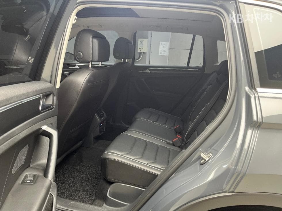 Volkswagen The New (фейслифт) Tiguan2.0 Турбо Дизел Инжекция Prestige - 6