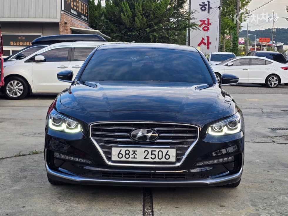 Hyundai Grandeur (Azera)IG2.4 Premium Standard - 3