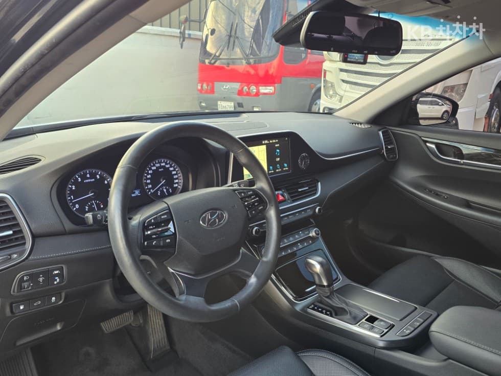 Hyundai Grandeur (Azera)IG2.4 Premium Standard - 6
