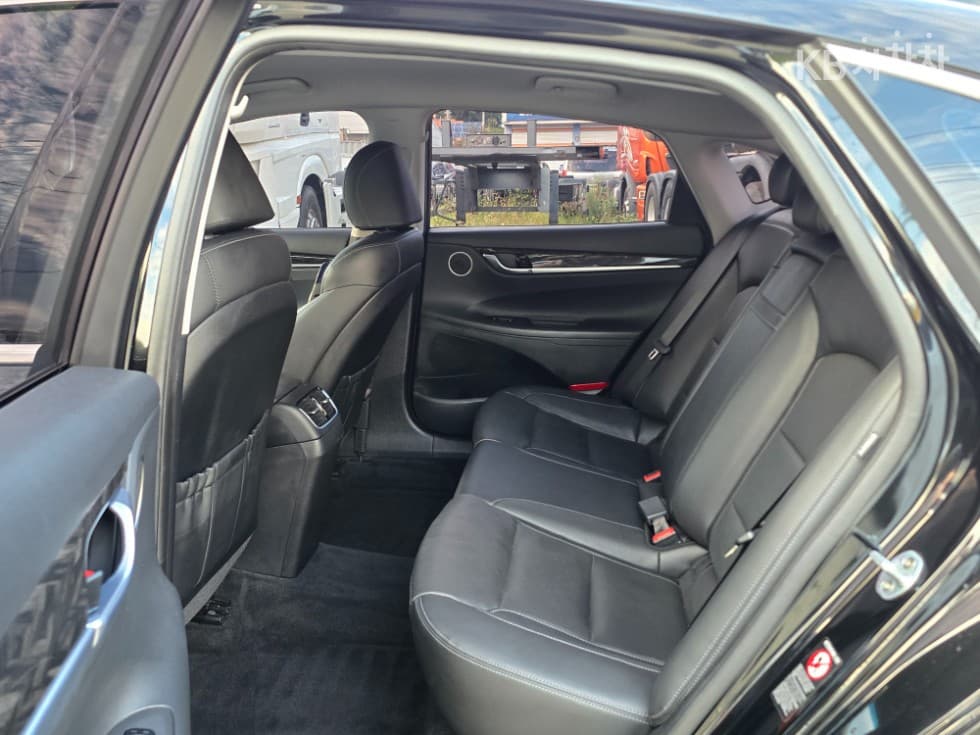 Hyundai Grandeur (Azera)IG2.4 Premium Standard - 7