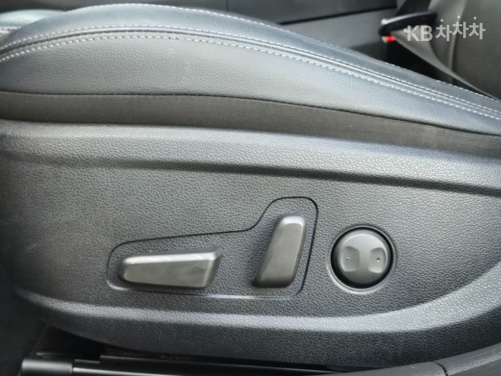 Hyundai Grandeur (Azera)IG2.4 Premium Standard - 10