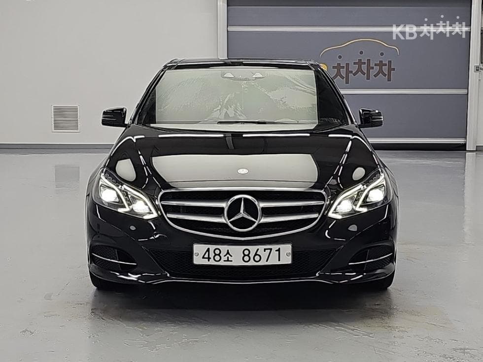 Mercedes-Benz Нов E-КласE300 4매틱 Авангард W212 - 2