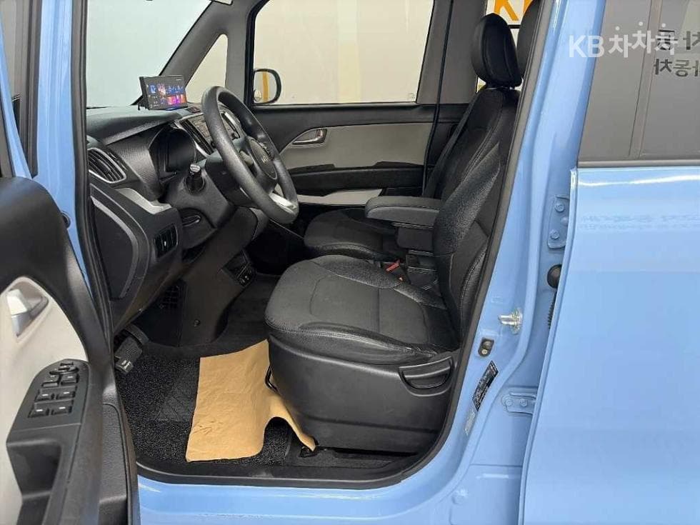 Kia The New (facelift) Ray (van) Van1.0 Gasoline Van 2-seater Standard - 11