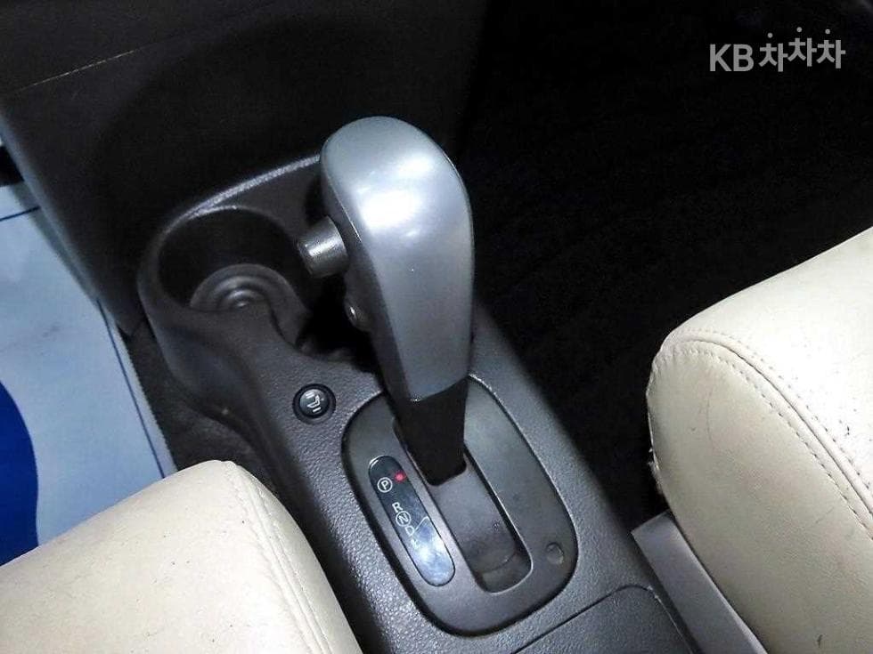 Нисан 큐브1.8 SL CVT (Безстепенна) - 12