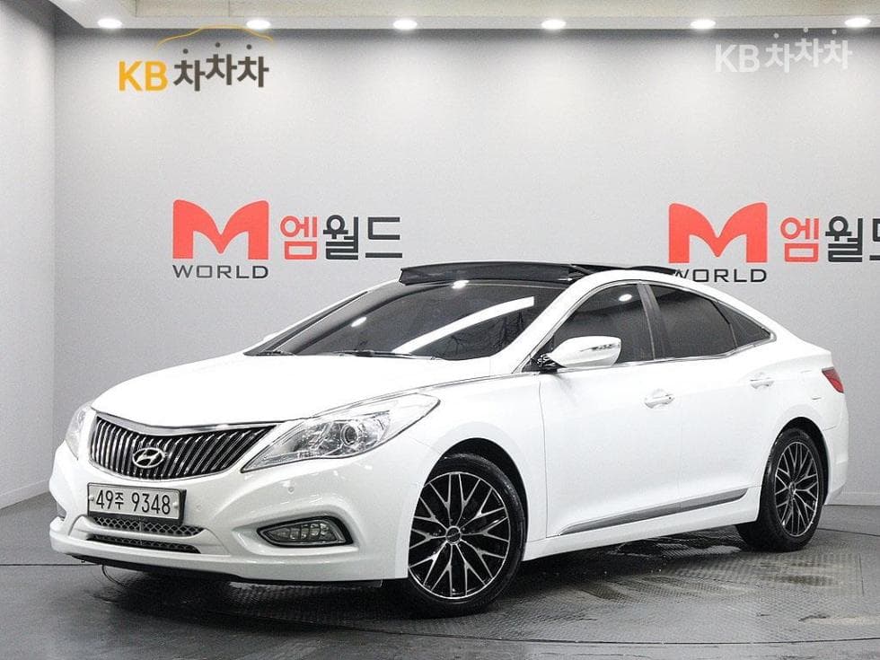 Hyundai Grandeur (Azera)HG HG240 Luxury - Image 1
