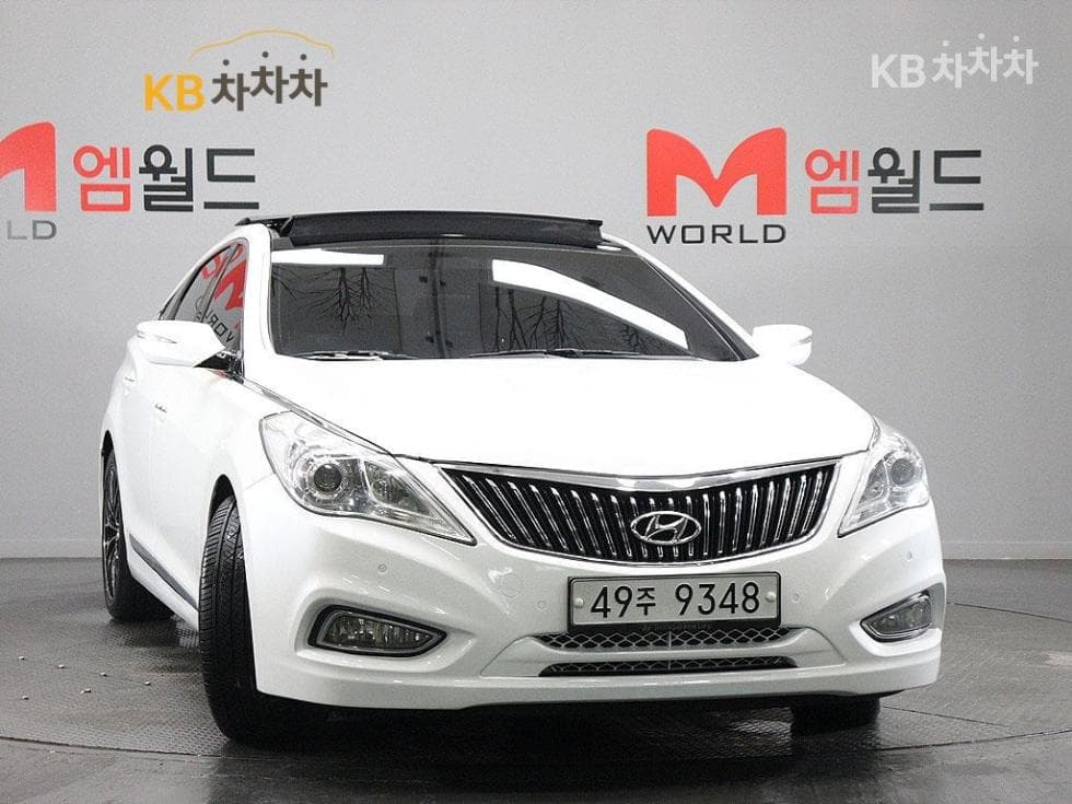 Hyundai Grandeur (Azera)HGHG240 Luxury - 2