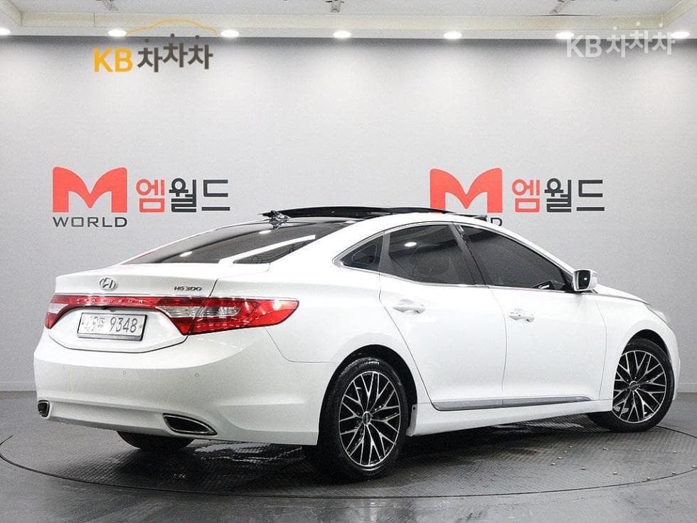 Hyundai Grandeur (Azera)HGHG240 Luxury - 3