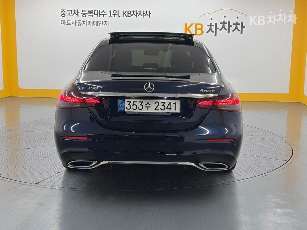 Mercedes-Benz E-Class (W213)E350 4MATIC AMG Line - 3
