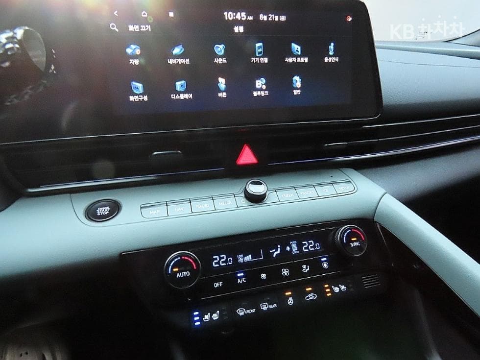 Hyundai The New (facelift) Avante (Elantra) (CN7)1.6 Gasoline Inspiration - 16