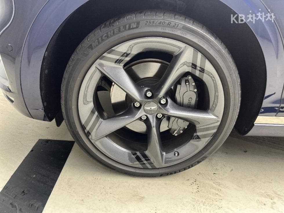 Дженезис GV70Бензин 2.5T 2WD - 16